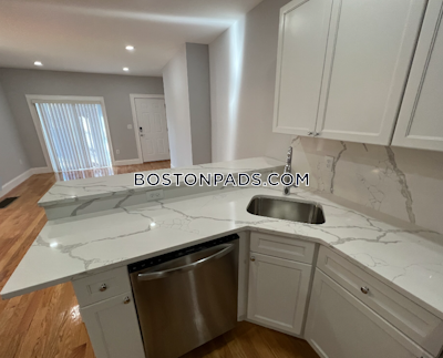 Cambridge NEWLY RENOVATED 2 bed 1 bath available NOW on Oxford St in Cambridge!  Porter Square - $3,700