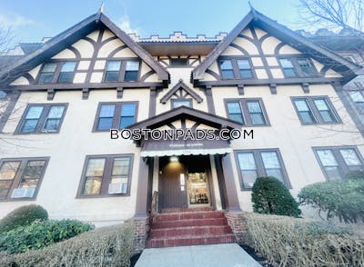 Brighton Dont miss this! 2 Bed 1 Bath with Patio Boston - $3,200