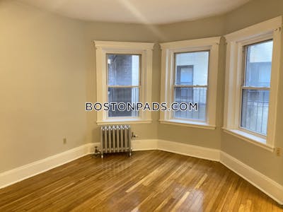 Northeastern/symphony Modern 1 bed 1 bath available NOW on Hemenway St in Fenway! Boston - $2,350