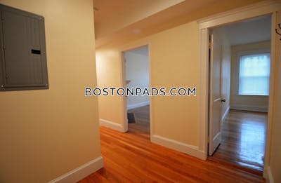 Brookline 4 Bed 2 Bath BROOKLINE- WASHINGTON SQUARE $5,800  Washington Square - $5,500 No Fee