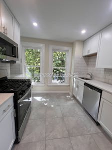 Lower Allston Newly Renovated 6 bed 2 bath available NOW on Royal St in Allston!!  Boston - $6,495