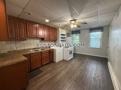 East Boston 2 Beds 1 Bath Boston - $2,050 No Fee