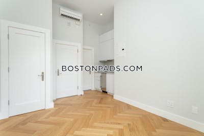 South End Modern Studio Available NOW on Massachusetts Ave in the South End!! Boston - $2,250