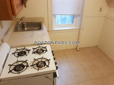 Fenway/kenmore 1.5 Bed 1 Bath BOSTON Boston - $3,200 50% Fee