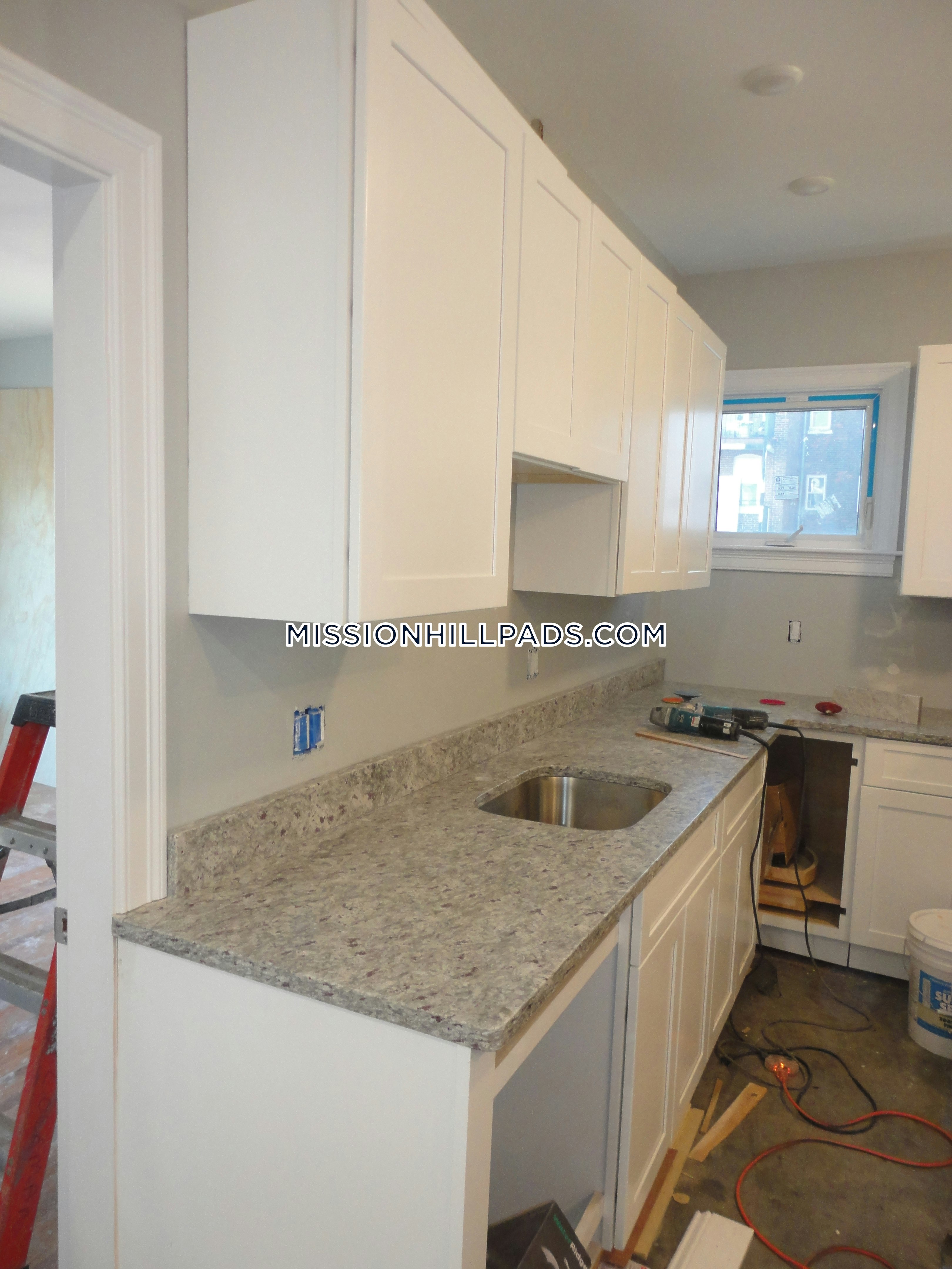 South Boston Apartments Roxbury Apartment For Rent 3 Bedrooms 2