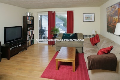 West Roxbury Apartment for rent 1 Bedroom 1 Bath Boston - $1,950 No Fee