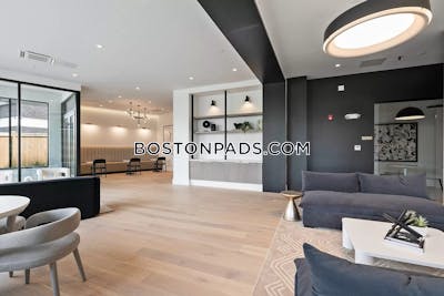 Brighton Studio 1 Bath Boston - $3,400